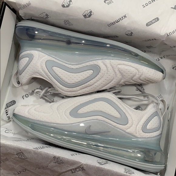 WMNS NIKE AIR MAX 720 Vast Grey/Wolf Grey - Picture 11 of 16